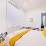 Апартаменты Stylish 5br In