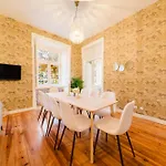 Stylish 5br In *
