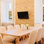 Stylish 5br In Лиссабон