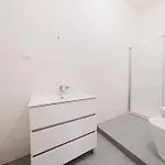 Stylish 5br In *