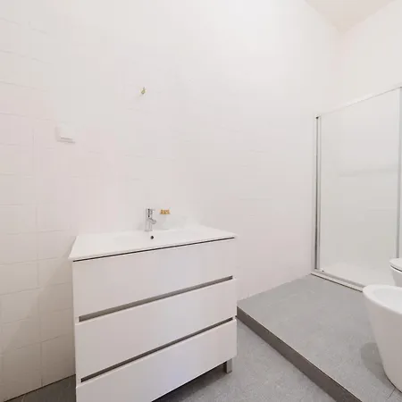 Stylish 5br Wac *